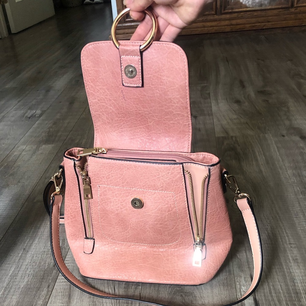 Purse / Backpack - Picture 4 of 8